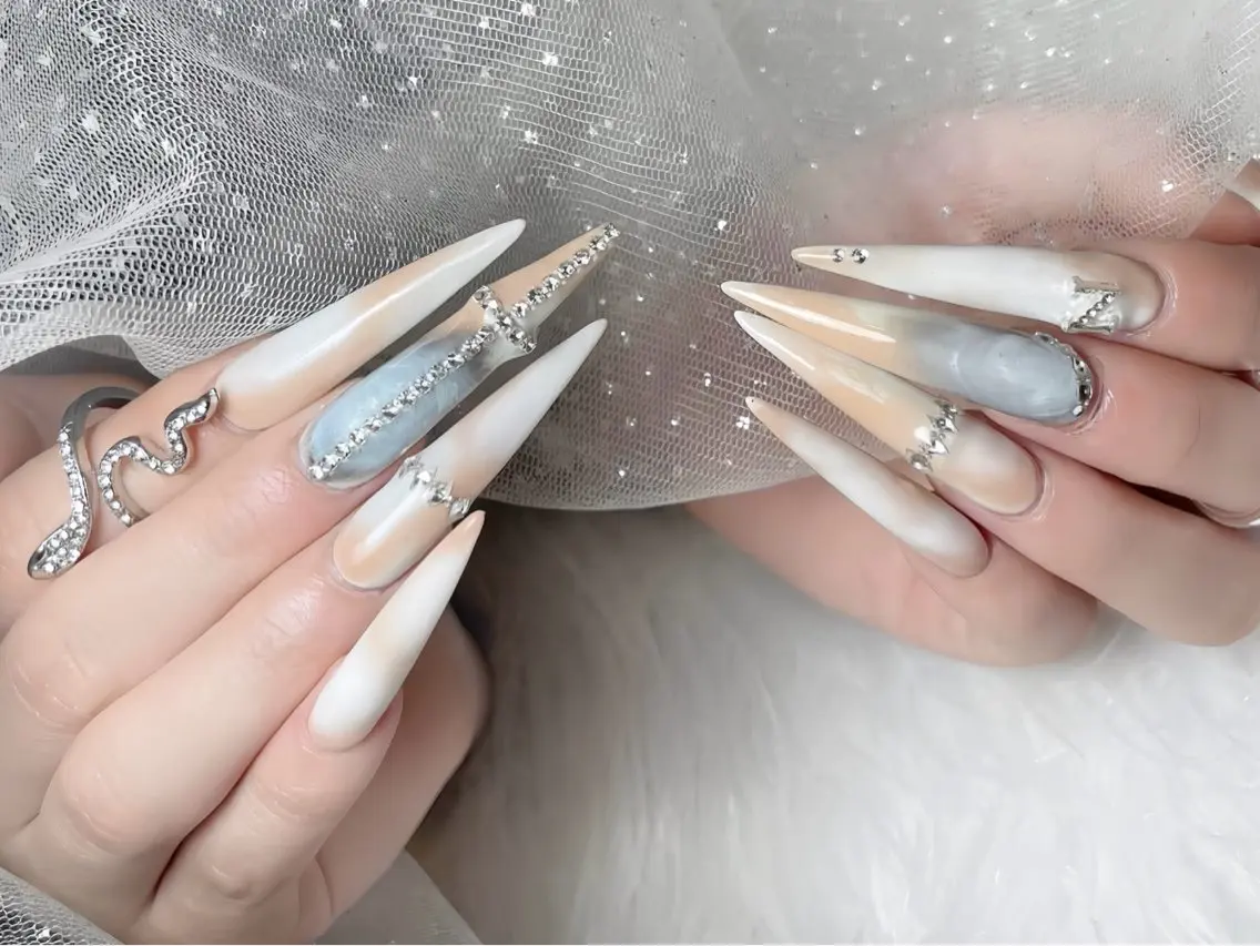 ネイル アニマル柄 べっ甲ネイル ブルー ボルドー ブラウン ハンドネイル Rin Nail 新大久保店のネイルデザイン
