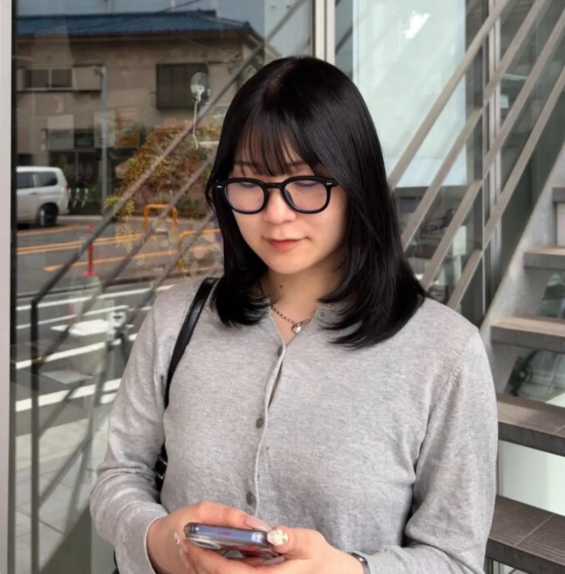 ミディアム ミディアムレイヤー ボブ 伸ばしかけ レイヤーカット 西村 清花のヘアスタイル
