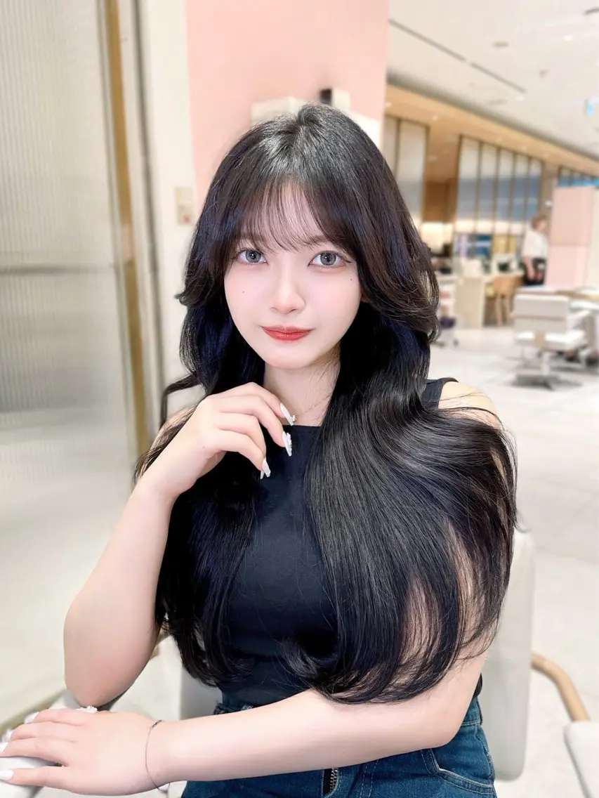 ロング カラー カット ヘアカラー トリートメント ヘッドスパ ヘアセット 韓国ヘア/レイヤー/ 顔まわり/りょーとのヘアスタイル