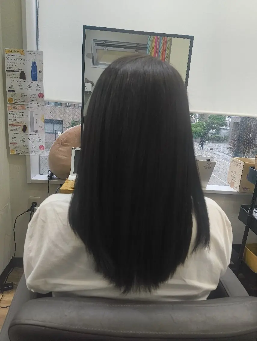 セミロング カット ヘアカラー 村松 和歌子のヘアスタイル