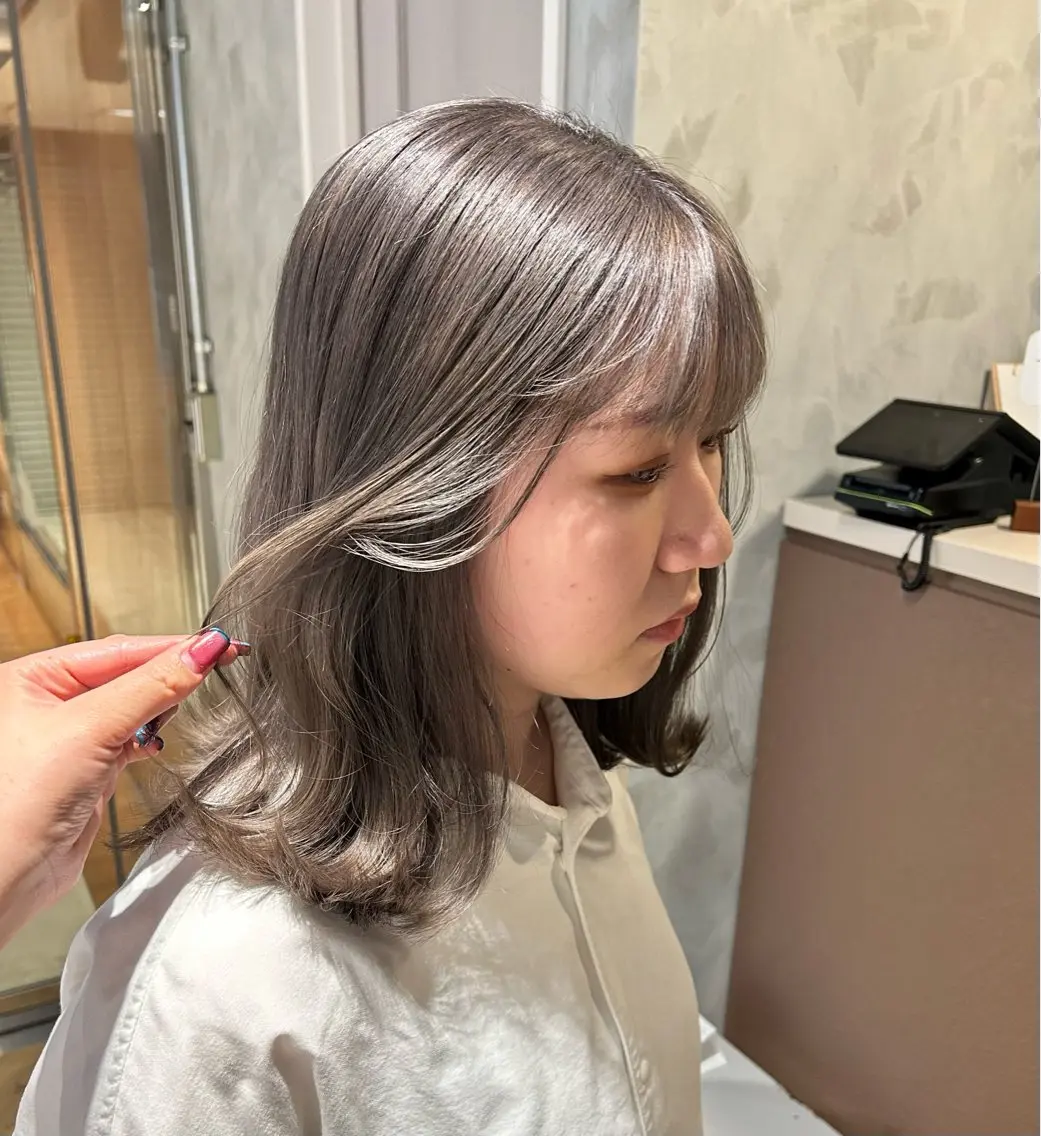 ミディアム カラー 似合わせカット/ 青竹真璃亜のヘアスタイル