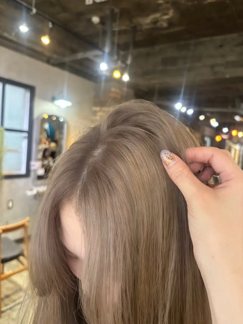 ロング 光本 杏のヘアスタイル