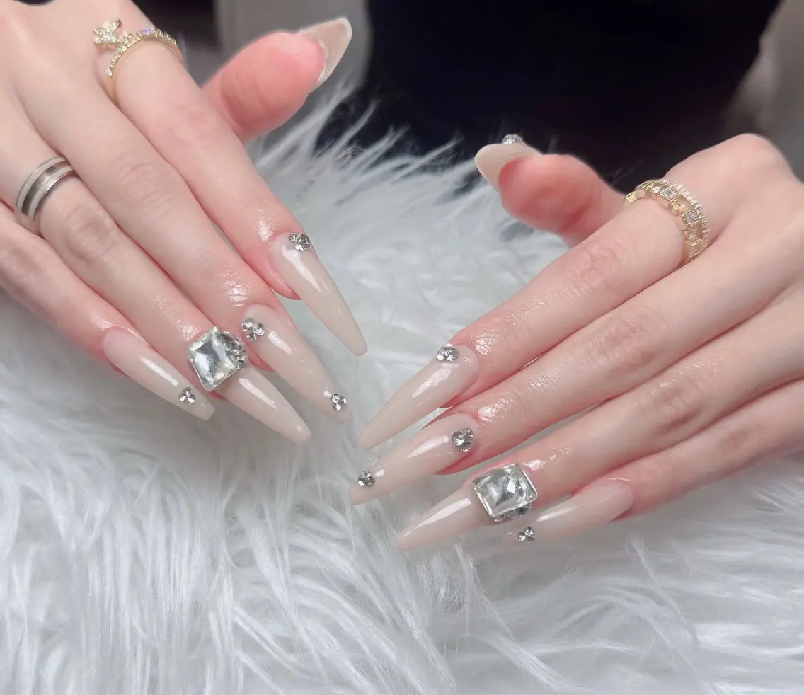 ネイル アートネイル フレンチネイル ジェルネイル 韓国ネイル マグネットネイル ハンドネイル Lenie Nailsのネイルデザイン