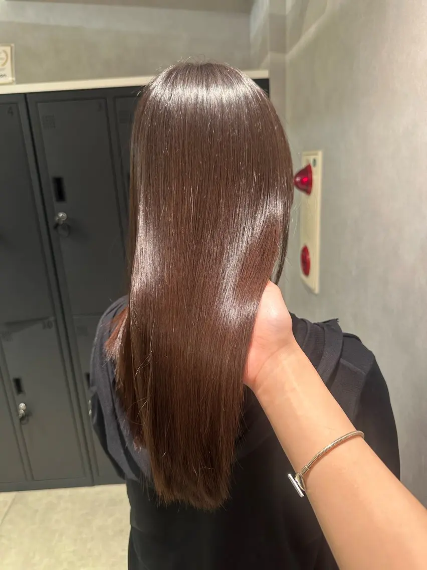 カラー 渡邉 玲音のヘアスタイル