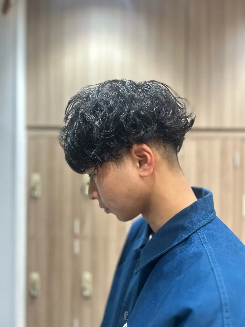 ショート パーマ メンズ メンズハイライト × perm Runoのヘアスタイル