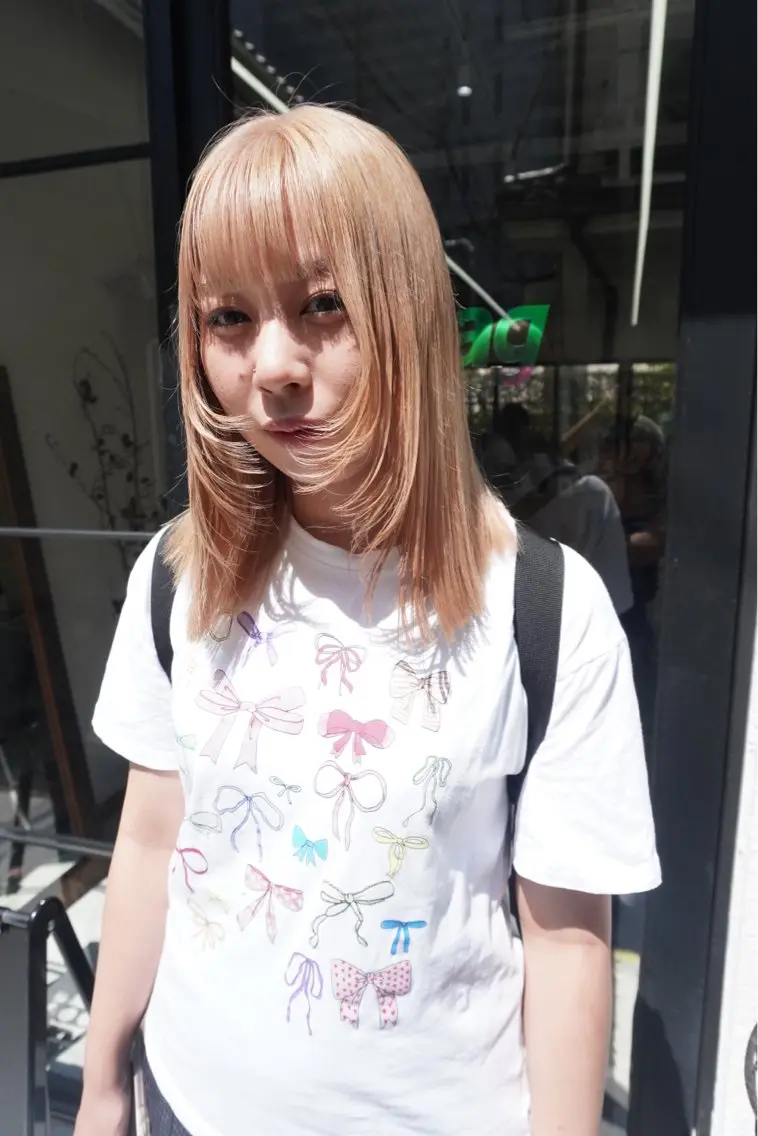 ミディアム カラー パーマ ヘアアレンジ デザインカラー/ボブ ブリーチカラー/ユリのヘアスタイル