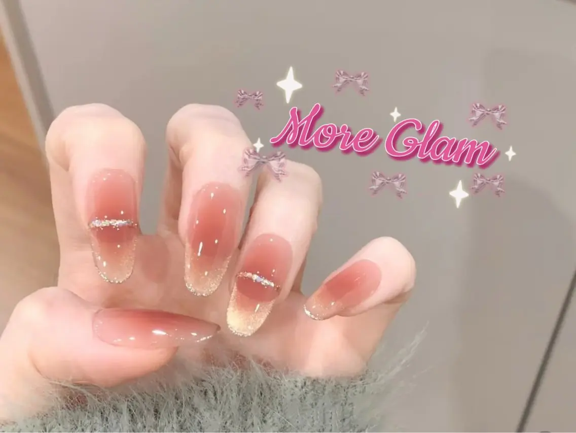 ネイル アートネイル オーロラネイル クリアネイル 長さ出し フレンチネイル ハンドネイル 通口 千穂のネイルデザイン