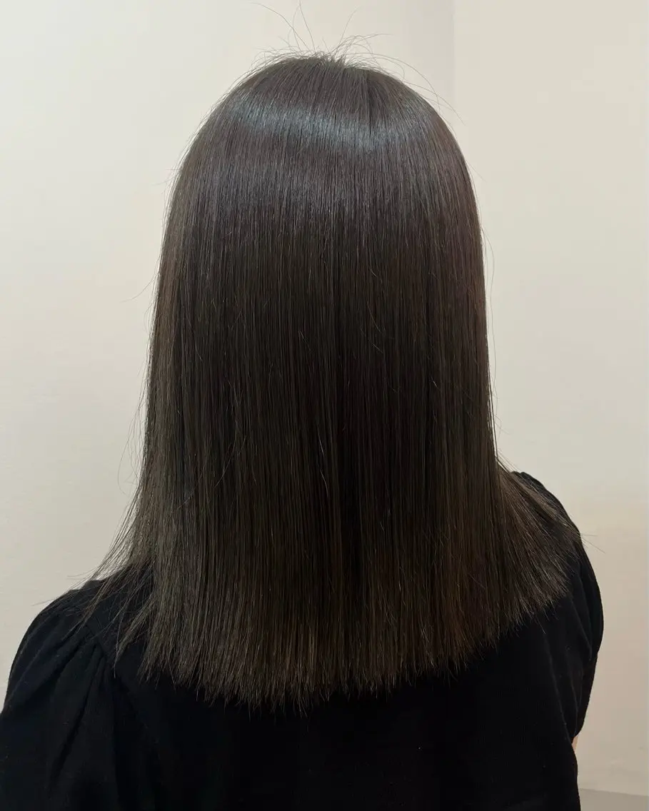 ミディアム カラー ボブレイヤー ブリーチ ブラウンカラー チョコレートブラウン 透明感カラー カット ヘアカラー トリートメント sayuri /大阪・心斎橋美容師のヘアスタイル
