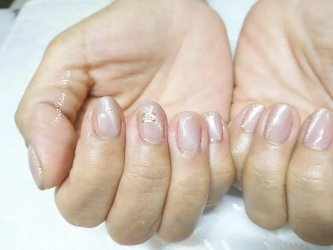 ネイル マグネットネイル nailsalon Natuのネイルデザイン