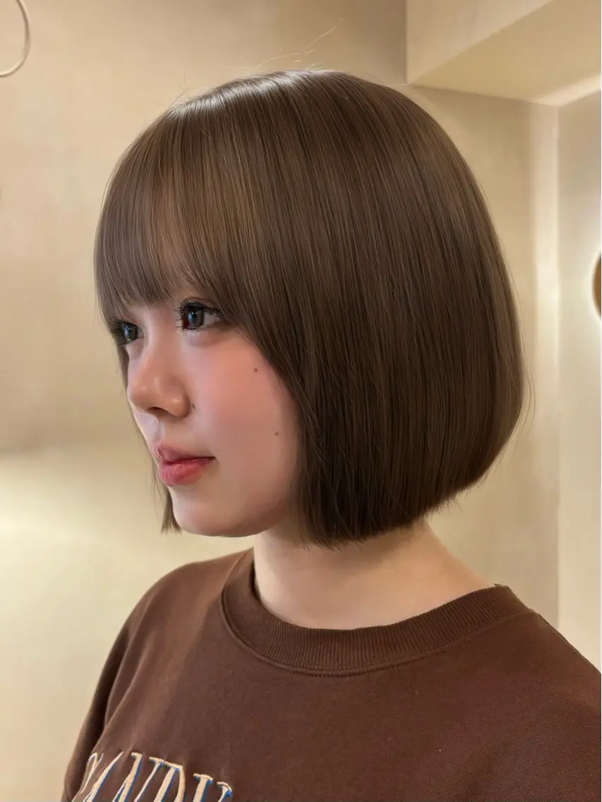 ショート カラー カット ヘアカラー トリートメント ミルクティー/ レイヤー/yuriaのヘアスタイル