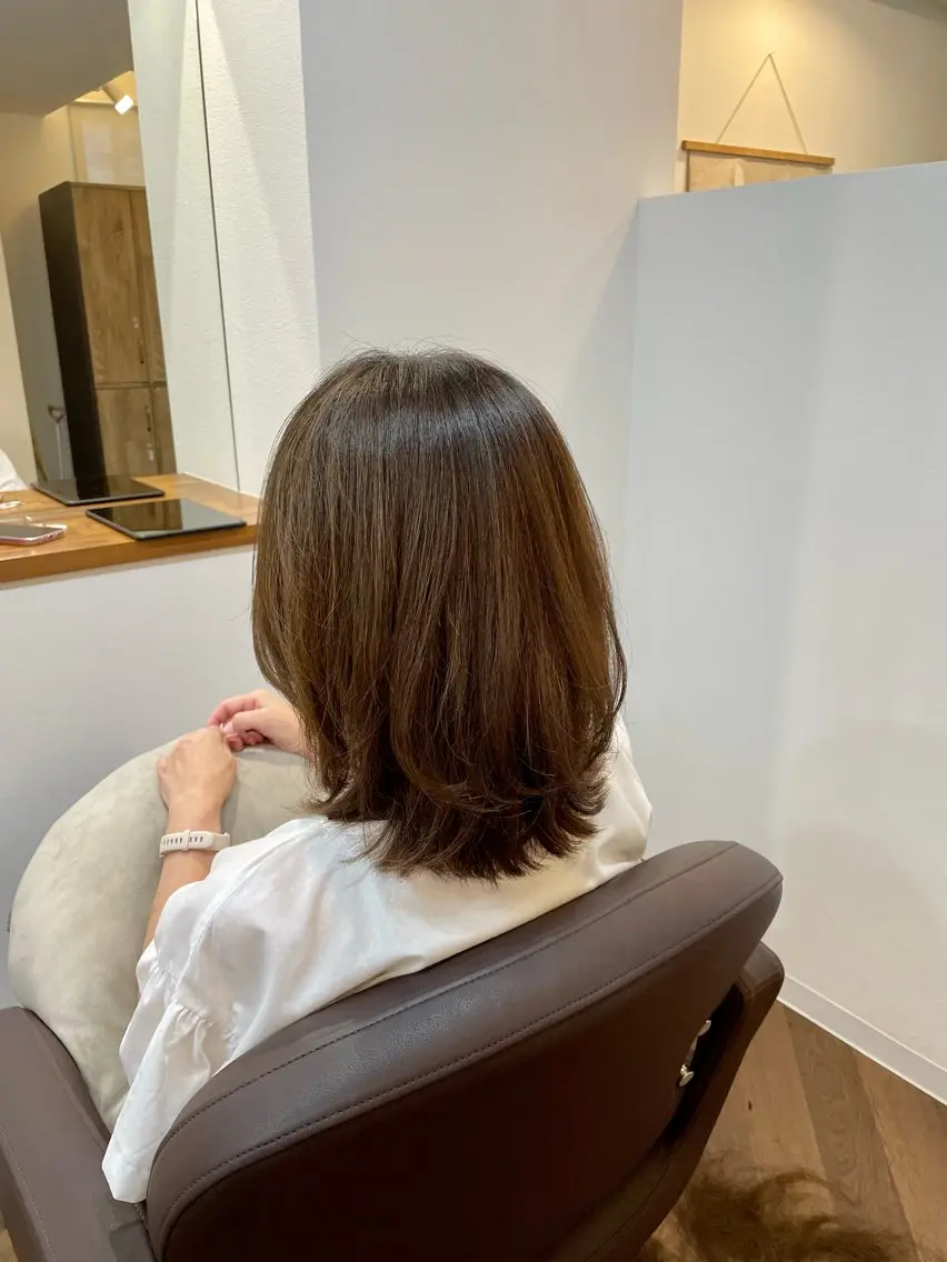 ミディアム 吉富 博美のヘアスタイル