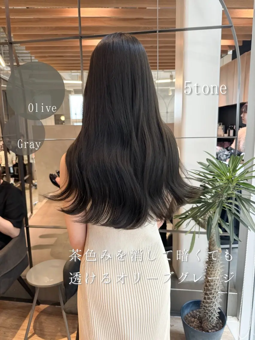 ロング カラー オリーブカラー ヘアカラー ラフなパーマ\暗髪 石川雄麻のヘアスタイル