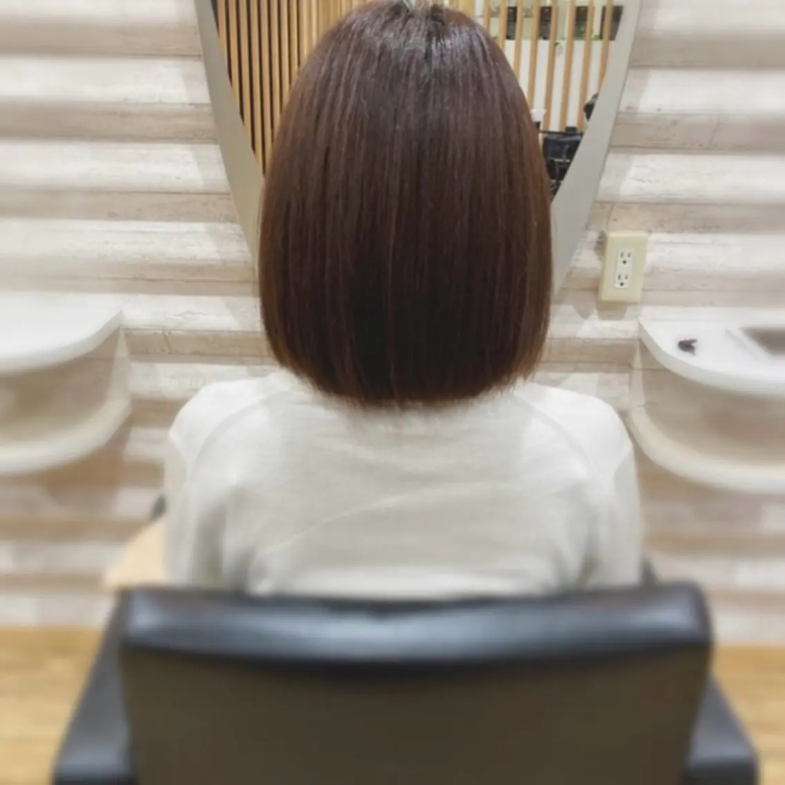 ミディアム カラー 髪質改善 カット トリートメント KON|ごまかさない 艶。酸熱×精密カットのヘアスタイル