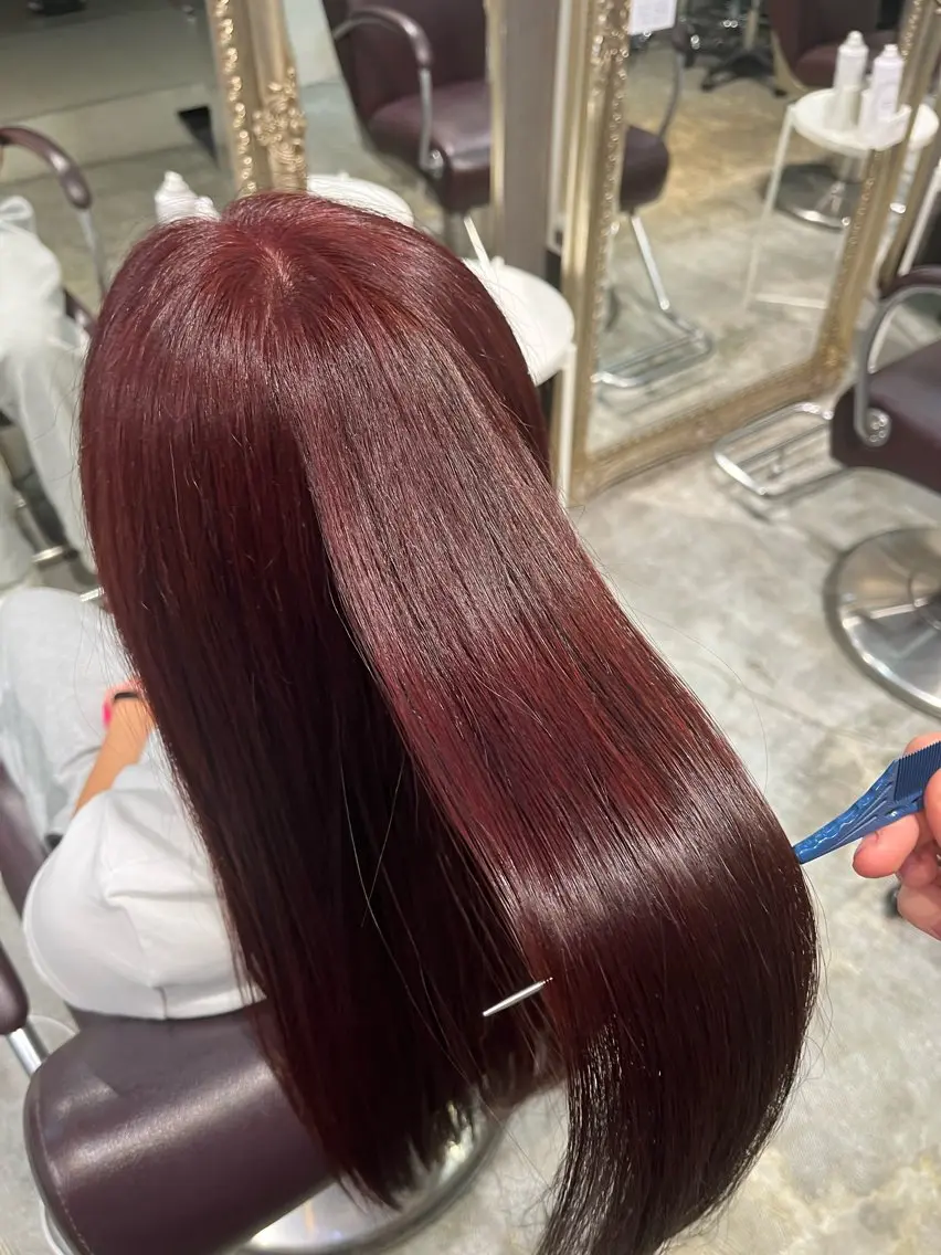 ロング カラー ヘアカラー フェザーパーマ🌙 毛流れ yuzukiのヘアスタイル