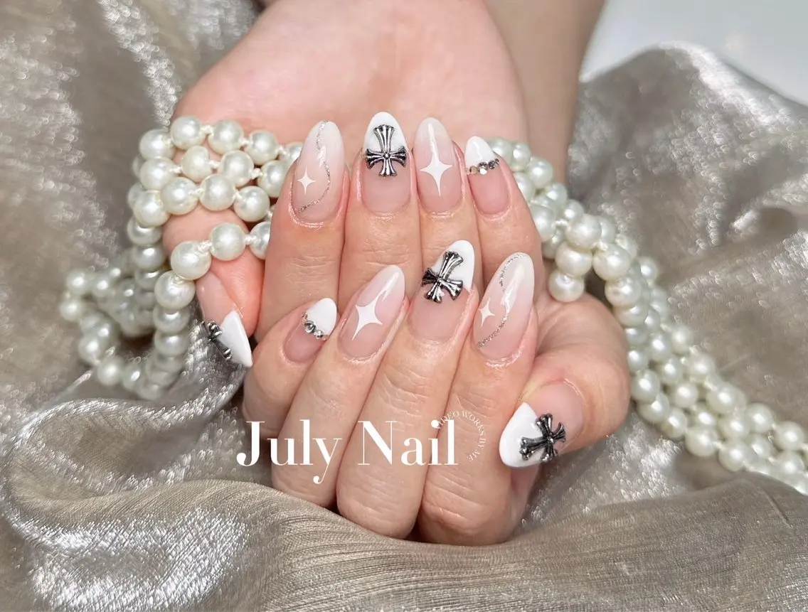 ネイル July Nail練習モデルのネイルデザイン