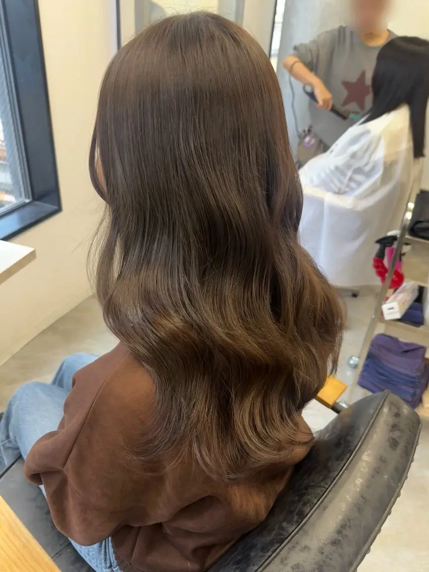 ロング カラー ヘアアレンジ ブラウンカラー オリーブブラウン カット ヘアカラー トリートメント Himawari♡ 柔らかいカラーのヘアスタイル