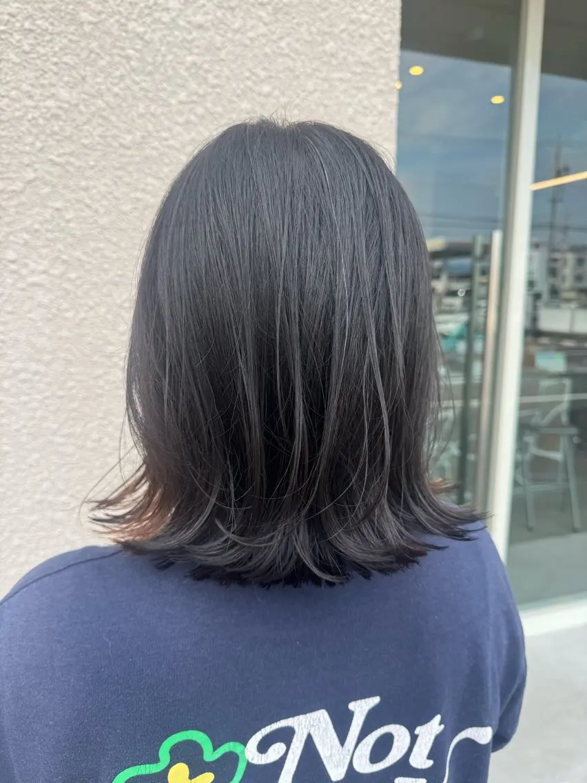 ミディアム 顔周りカット レイヤーカット カット ヘアカラー トリートメント achieve 紗良のヘアスタイル