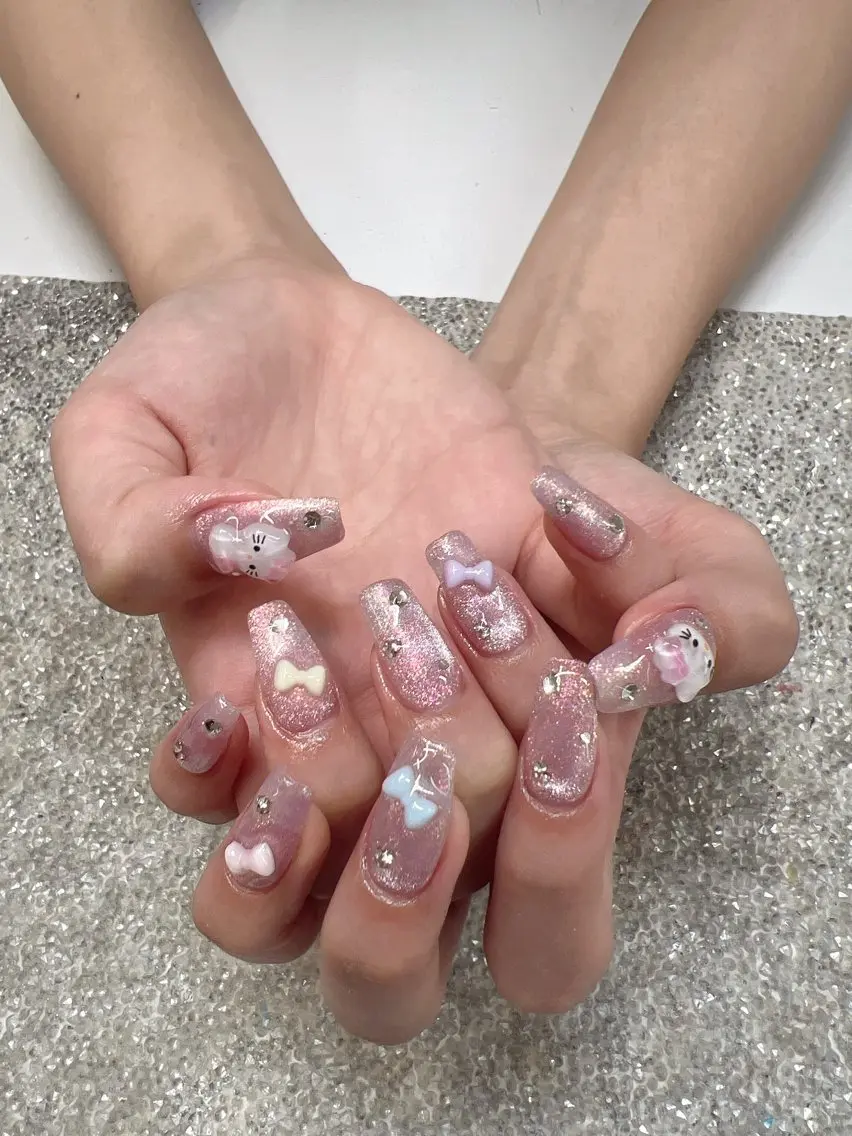 ネイル ガレンドウ 白澤 愛子のネイルデザイン