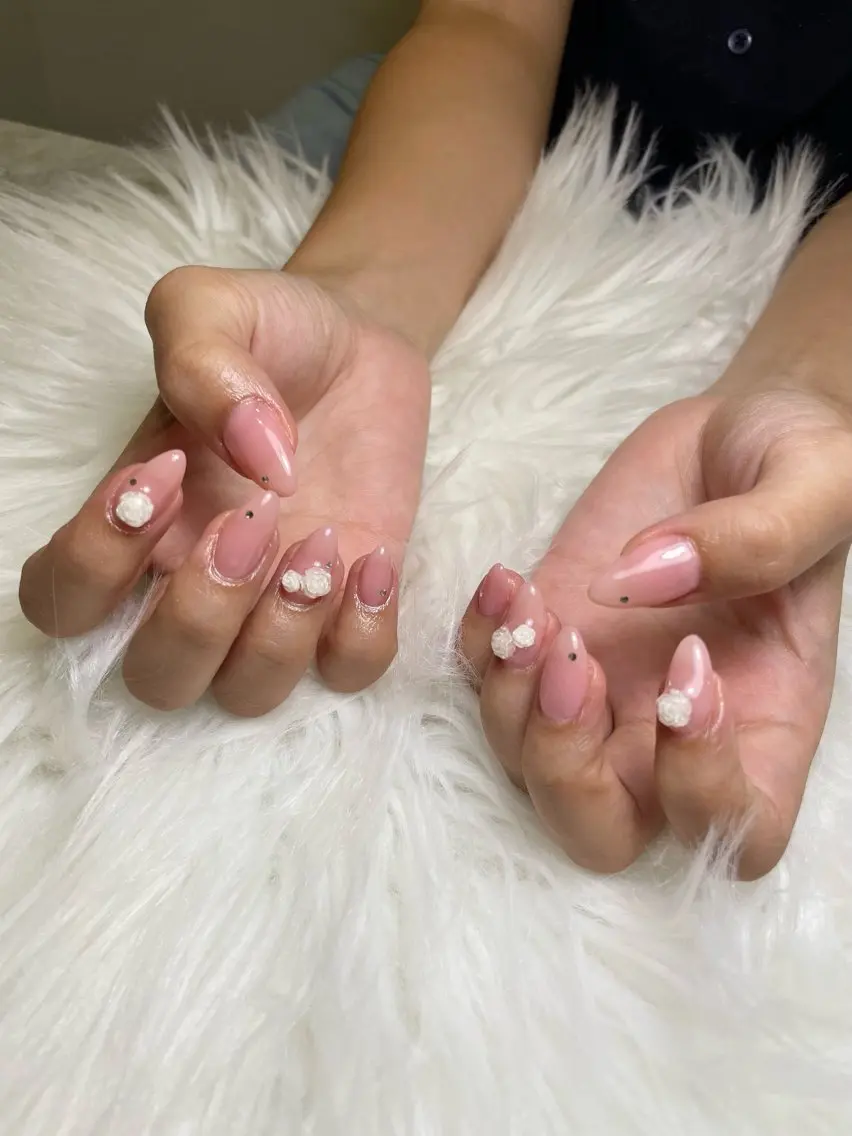 ネイル ハンドネイル ハンドケア SunnyRoa aguri ୨୧˖*のネイルデザイン
