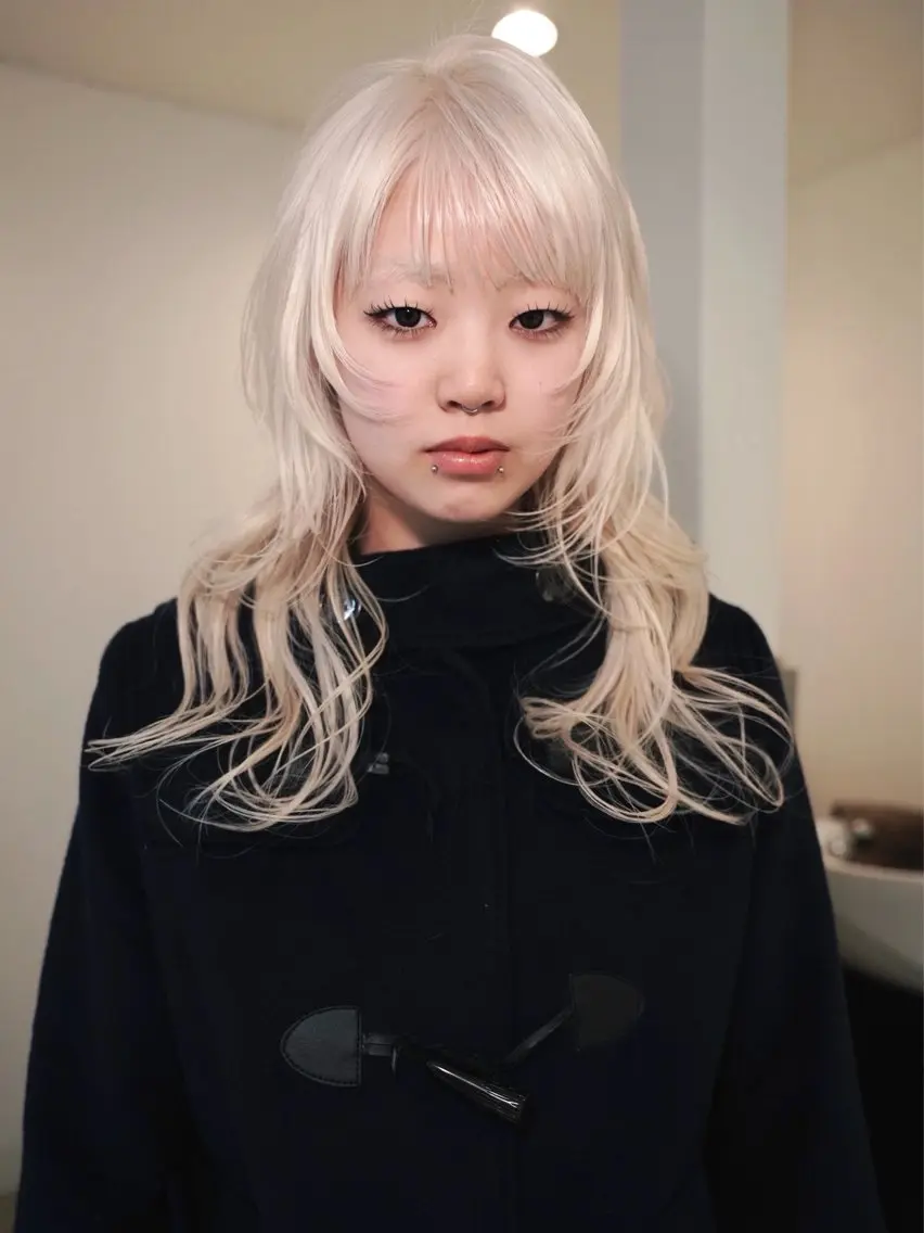 ミディアム カラー ブリーチ レイヤーカット カット ヘアカラー トリートメント Kaito🐶 /デザイン/レイヤーのヘアスタイル