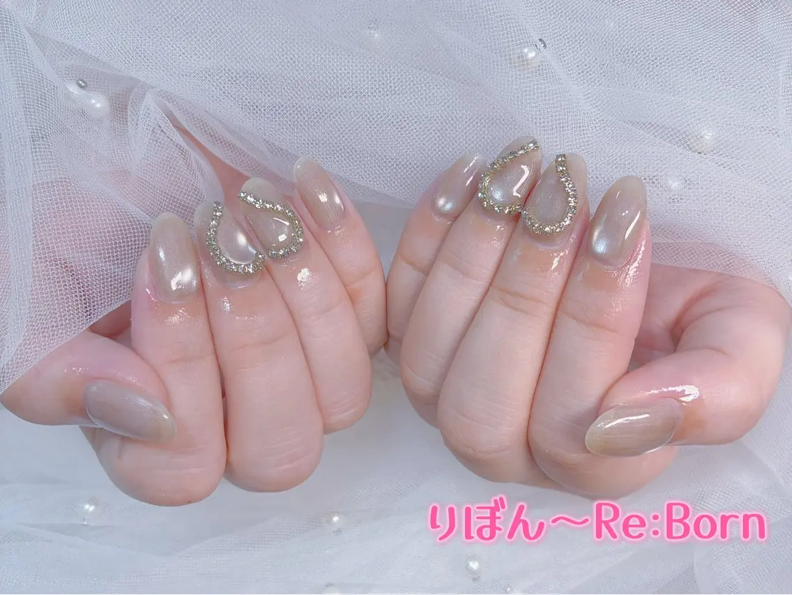 ミディアム ハンドネイル りぼん Re:Bonrのネイルデザイン