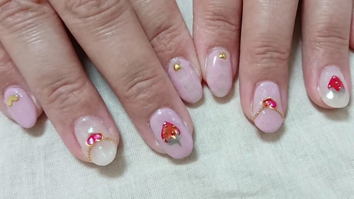 ミディアム ハンドネイル shellnail さなえのネイルデザイン