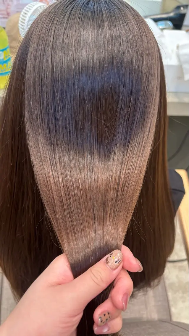 ロング 学生 TEMIL HAIR 彩香のヘアスタイル