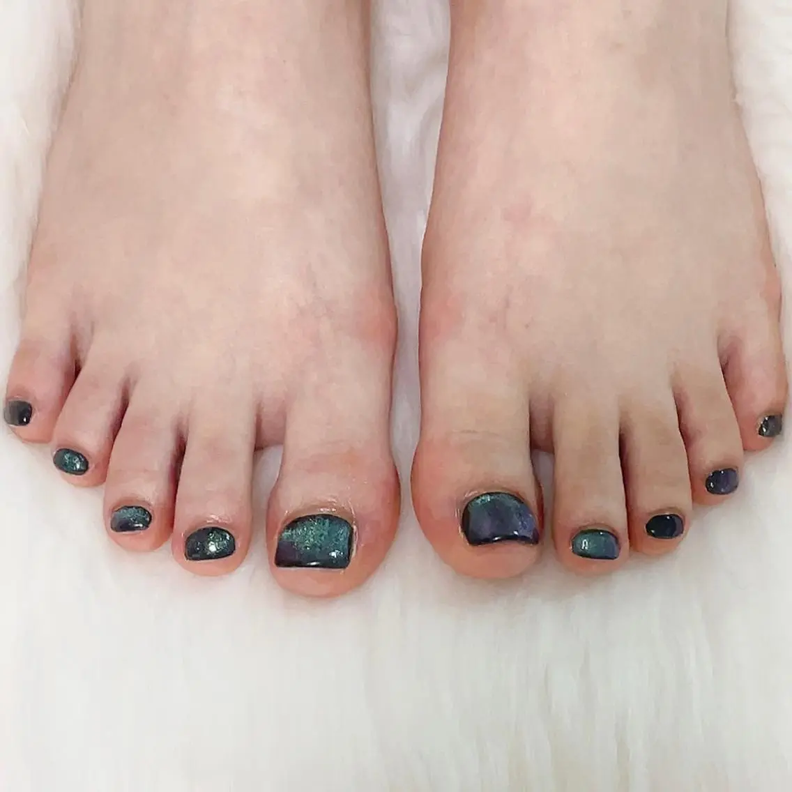 ネイル ブルー フットネイル ジェルネイル グリーン マグネットネイル kiki nail たまプラーザのネイルデザイン