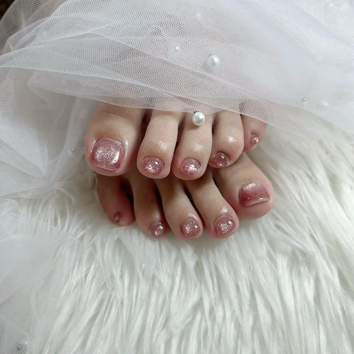 ネイル フットネイル LAVISH momoneのネイルデザイン