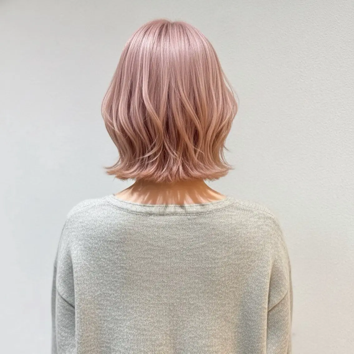 ショート カラー ピンクカラー ホワイトピンク カット ヘアカラー トリートメント 北九州美容室 🕊️わかな✂︎のヘアスタイル