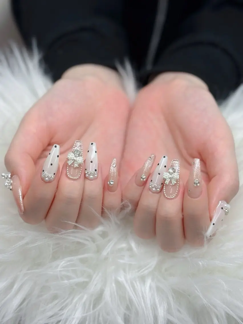 ネイル アートネイル フレンチネイル ジェルネイル 韓国ネイル マグネットネイル Lenie Nail Salonのネイルデザイン