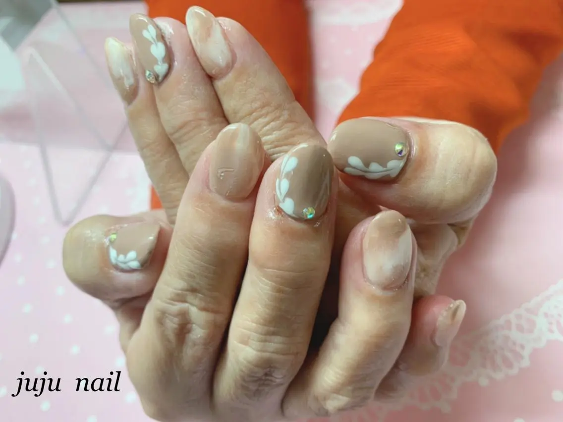 ネイル ハンドネイル juju nailのネイルデザイン