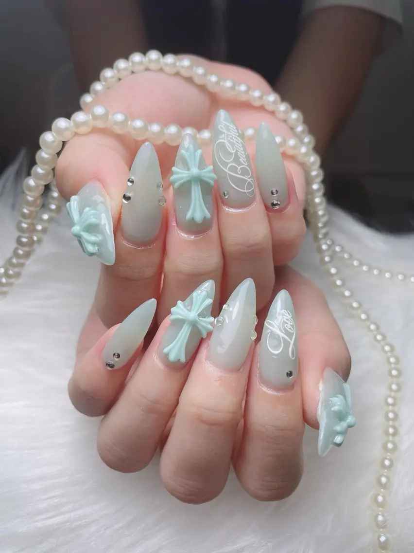 ネイル アートネイル オーロラネイル フラッシュネイル フレンチネイル ジェルネイル Sora nail 長さ出し専門店のネイルデザイン