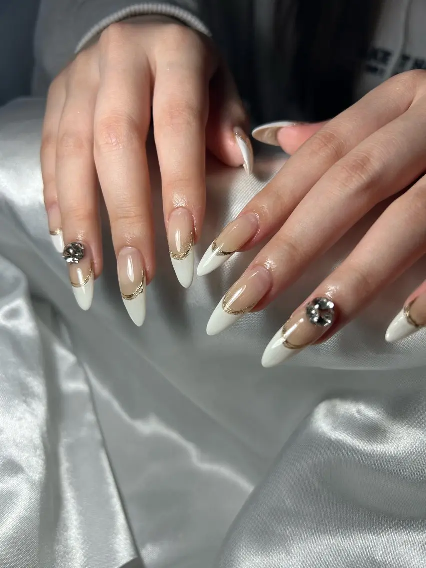 ネイル ハンドネイル nailroom‪ sb‪‪𓈒𓂂𓏸のネイルデザイン