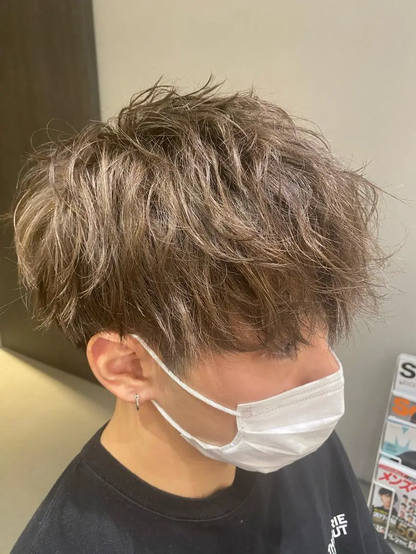 メンズカット+ブリーチなしカラーの写真
