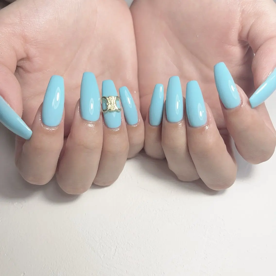 ネイル 水色 ワンカラーネイル ハンドネイル Room nailのマツエク・マツパデザイン