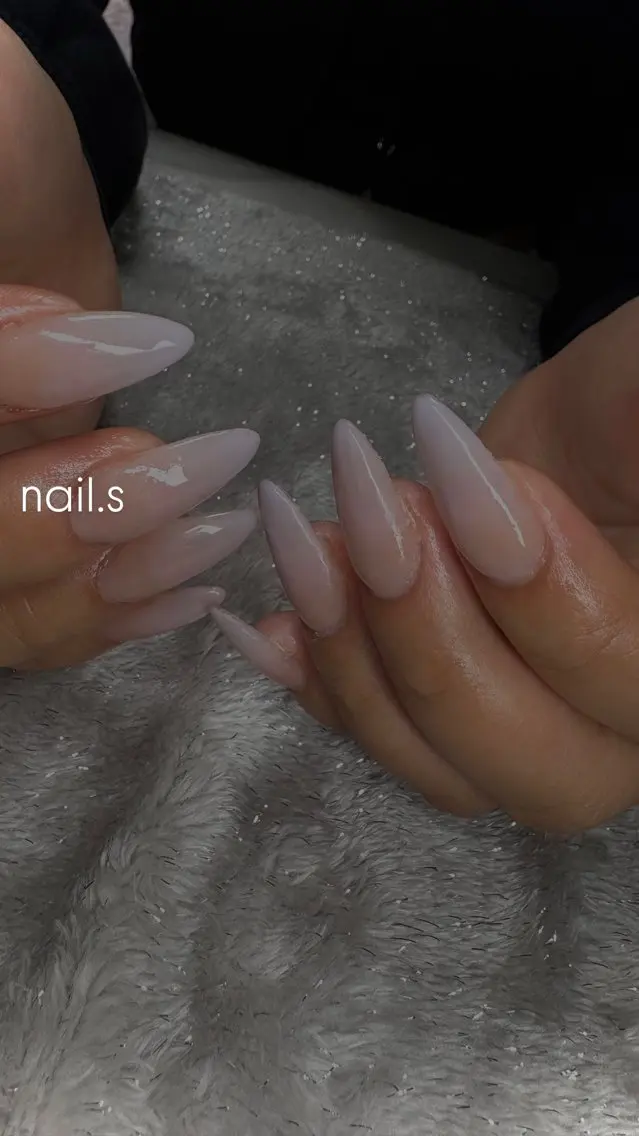 ネイル 長さ出し グラデーション シンプルネイル ハンドネイル nail.s misatoのネイルデザイン