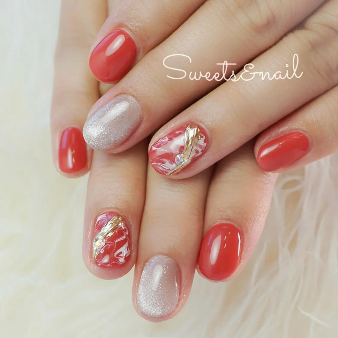 ネイル ハロウィン キラキラネイル マグネットネイル 大理石ネイル(マーブル) ミラーネイル Sweets& nail みなこのネイルデザイン