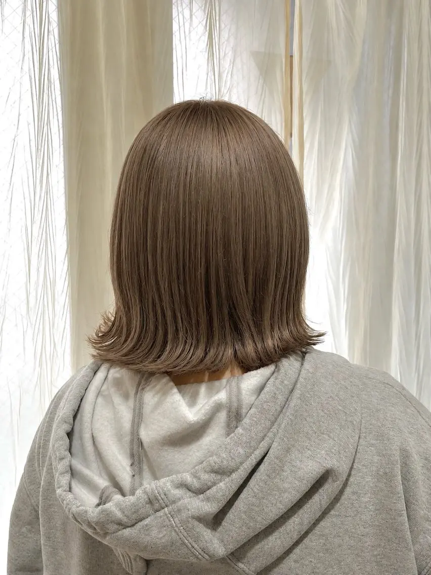 カラー 池谷 茉耶のヘアスタイル