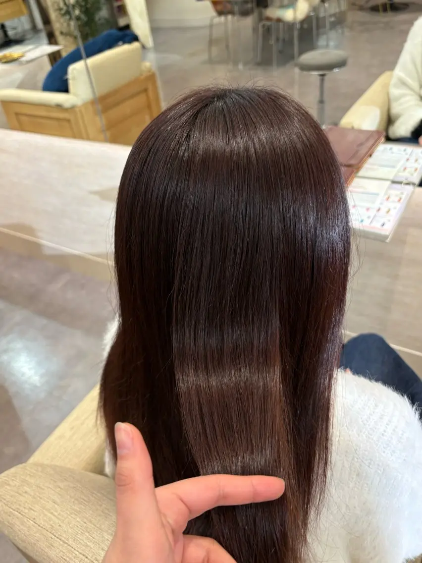 ロング トリートメント 柿添 莉央のヘアスタイル