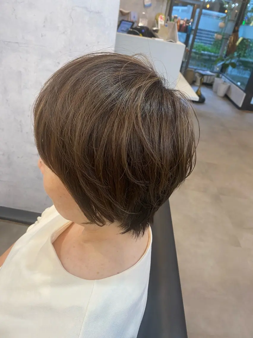 ショート ハイライト ショートヘア ひばりヶ丘美容室 カット石井里佳のヘアスタイル