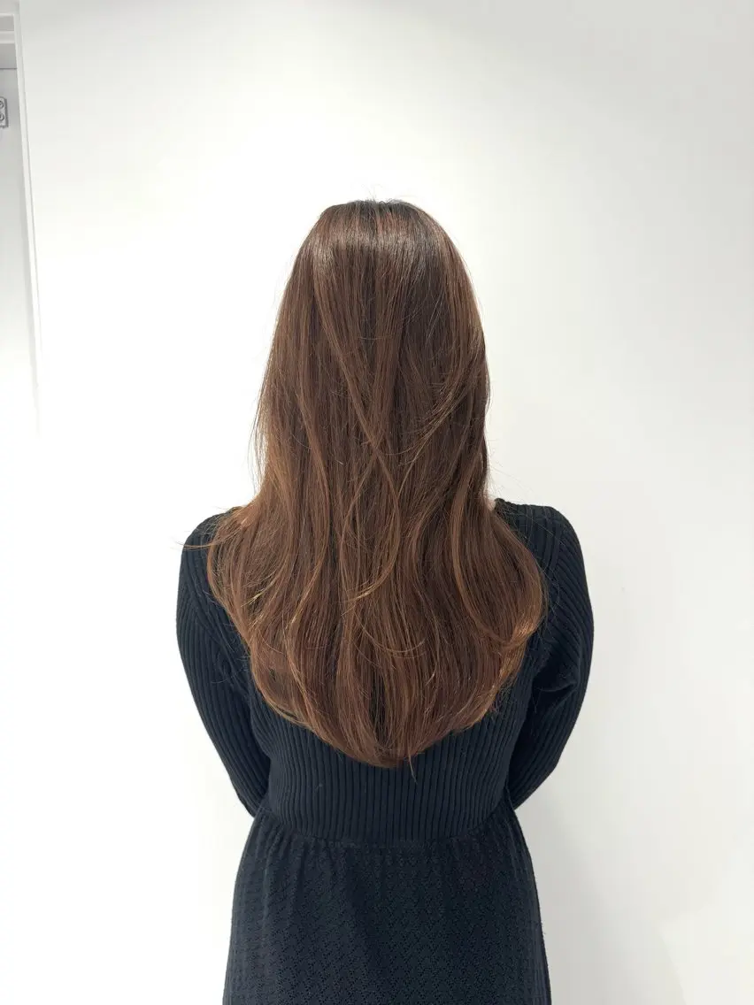 ロング 井上 育海のヘアスタイル