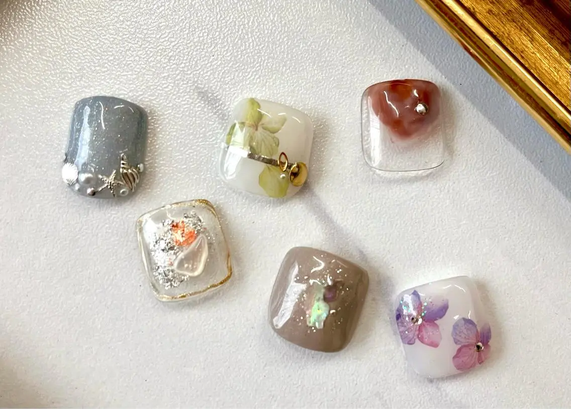 ネイル フットネイル Regene ARAKIのネイルデザイン