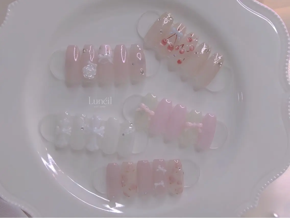 ネイル Luneil Sakuraのネイルデザイン
