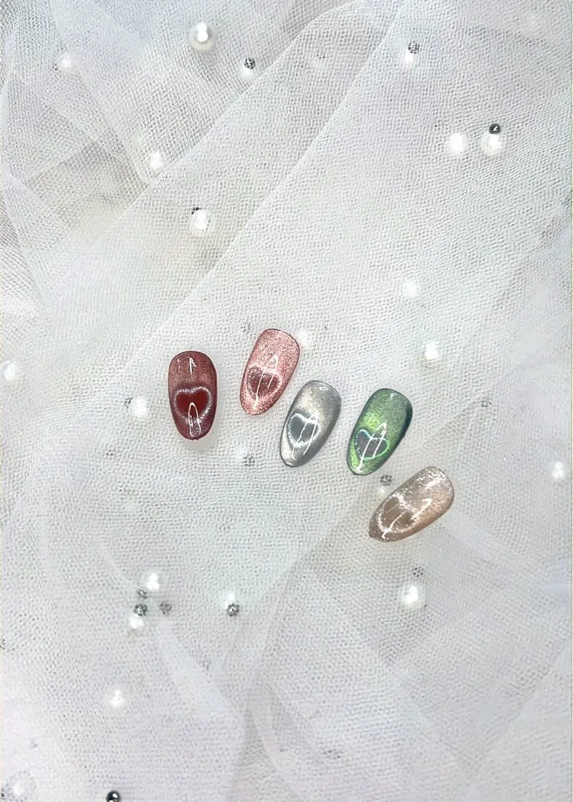 ネイル ハート マグネットネイル Minéa nailのネイルデザイン