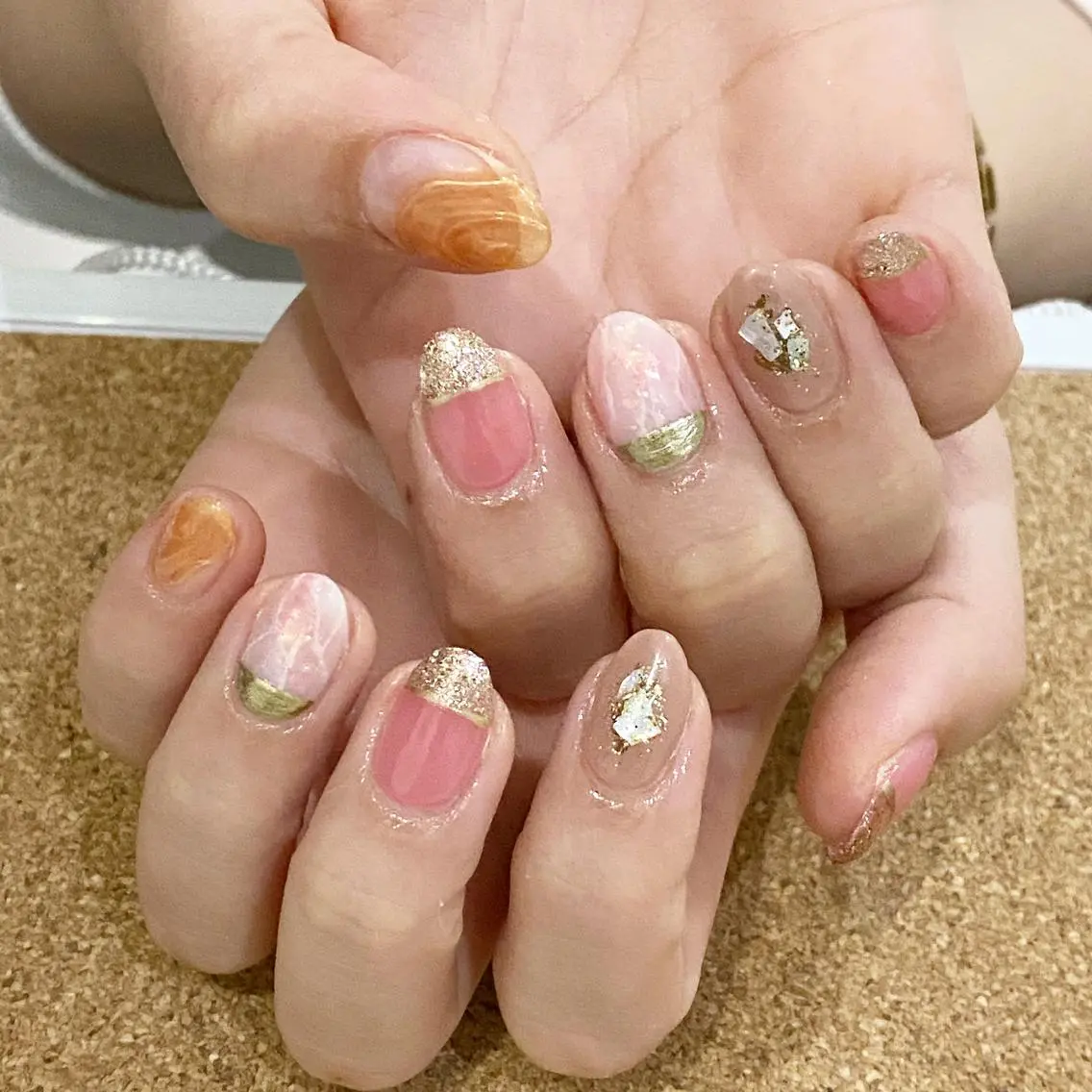 ネイル 板垣 綾乃のネイルデザイン