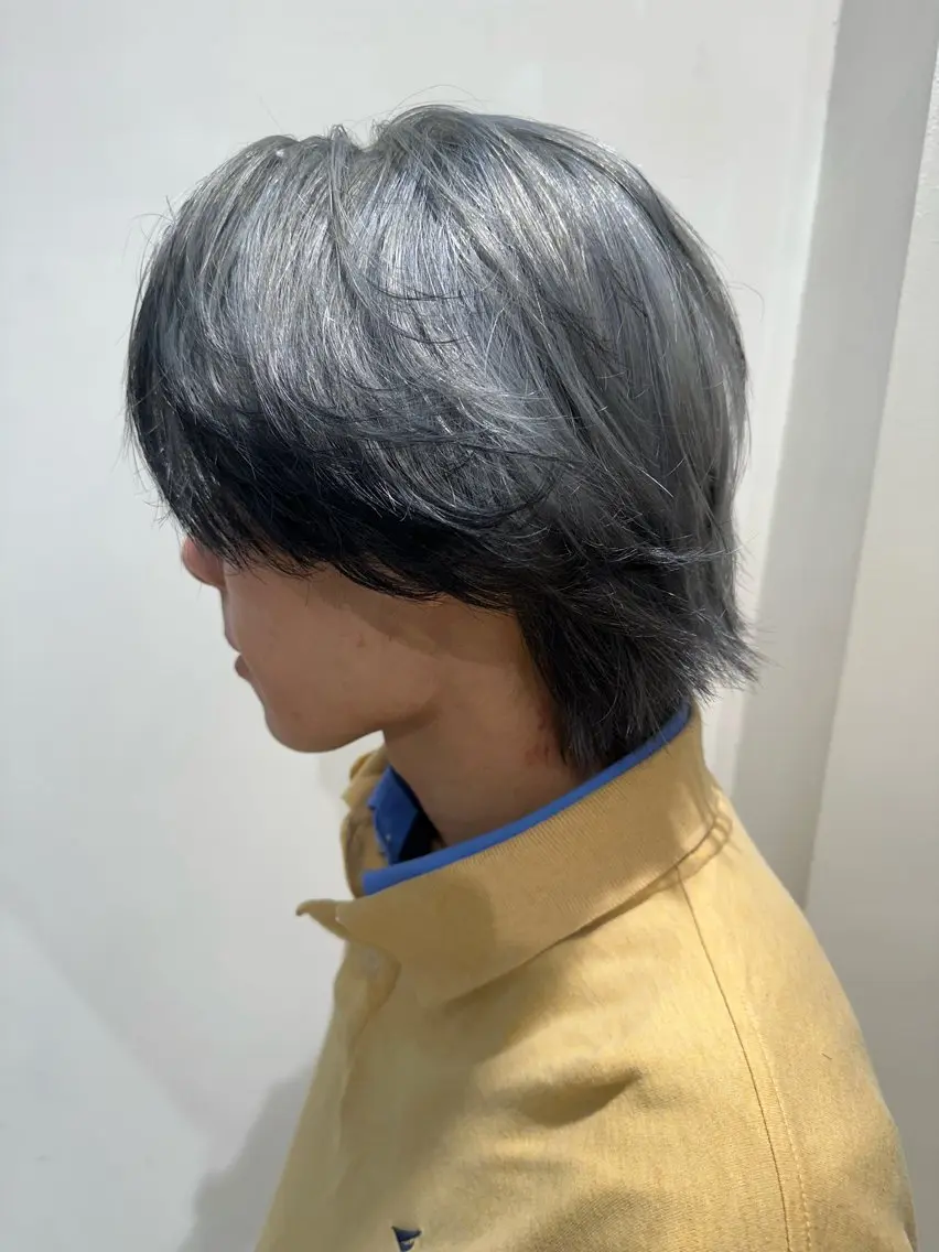 メンズ メンズブリーチ 酒徳 唯斗のヘアスタイル