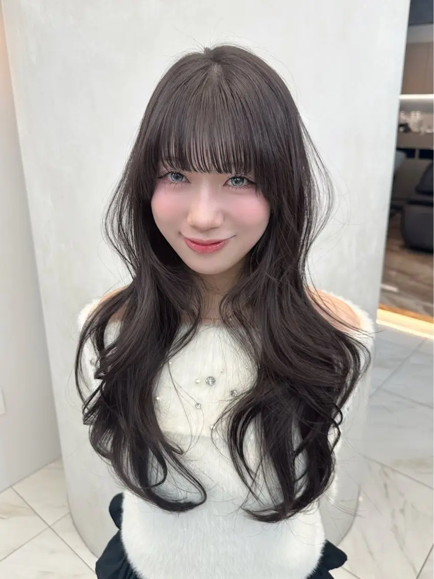 ロング カラー ブリーチ ケアカラー ブリーチなしカラー 髪質改善 韓国風ヘア カット ヘアカラー トリートメント ヘアセット 韓国風レイヤーカラー ライムのヘアスタイル
