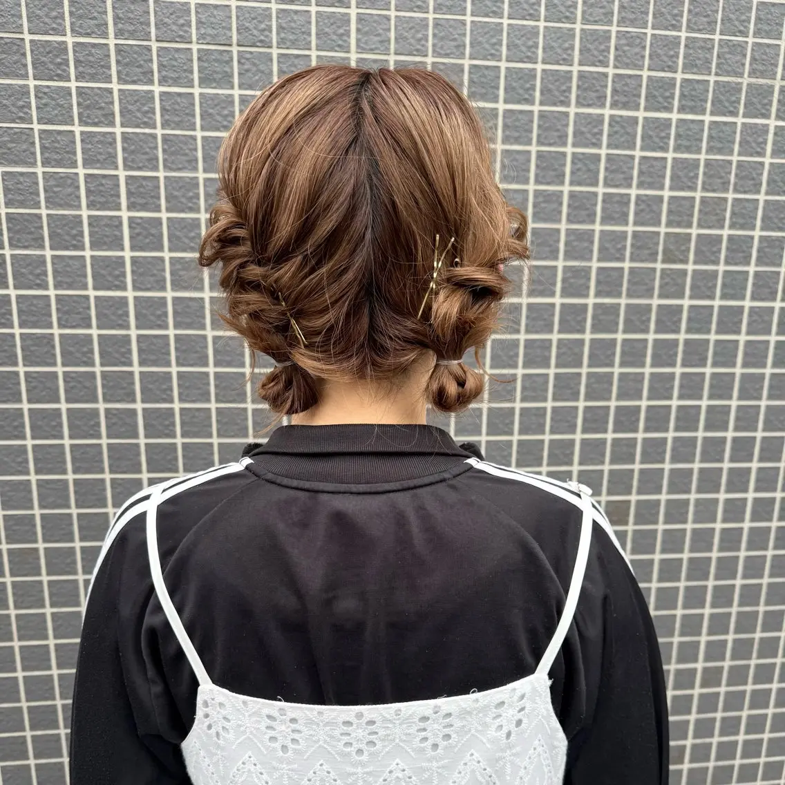 ミディアム ヘアセット 会田有紀 /切りっぱなしボブのヘアスタイル