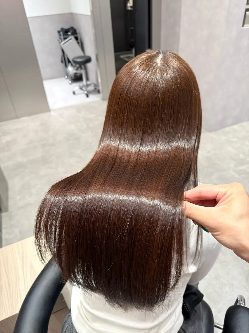 ロング カラー パーマ ヘアアレンジ 髪質改善 縮毛矯正 トリートメント ストレートパーマ 縮毛矯正 トリートメント 縮毛矯正/髪質改善/ ブリーチ毛/木元渓太のヘアスタイル